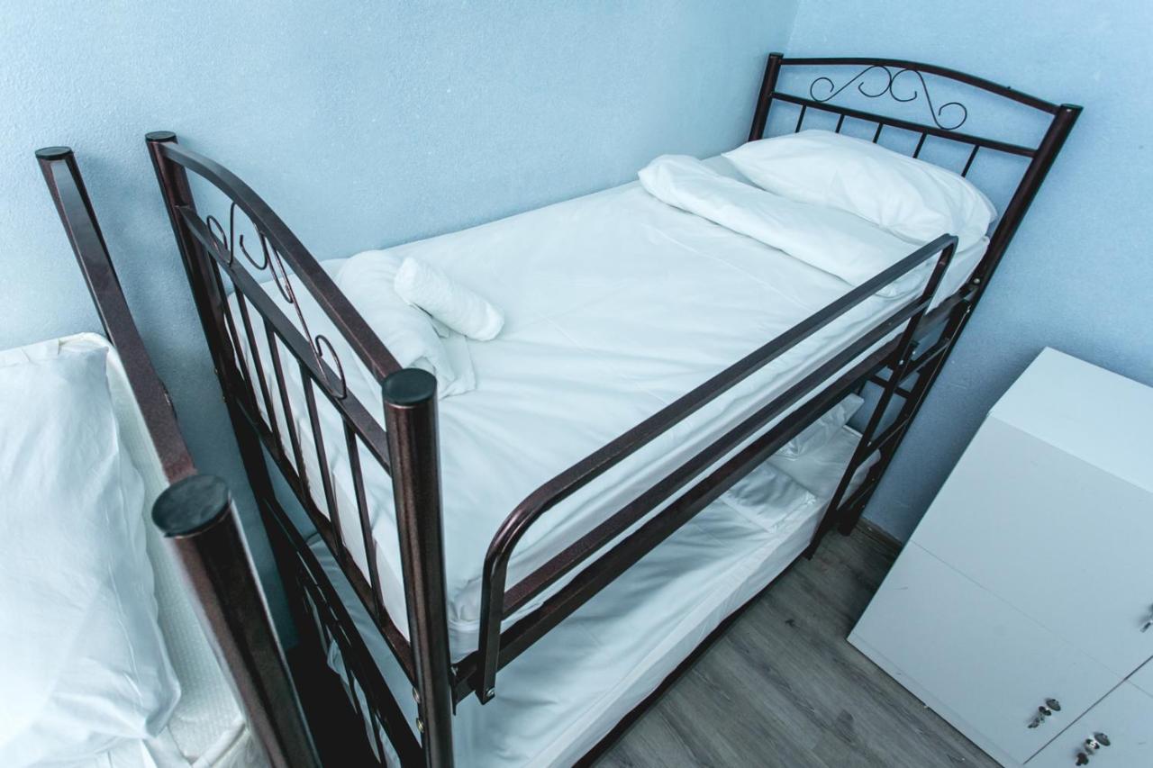 Sherlock Holmes Hostel Baku Ngoại thất bức ảnh