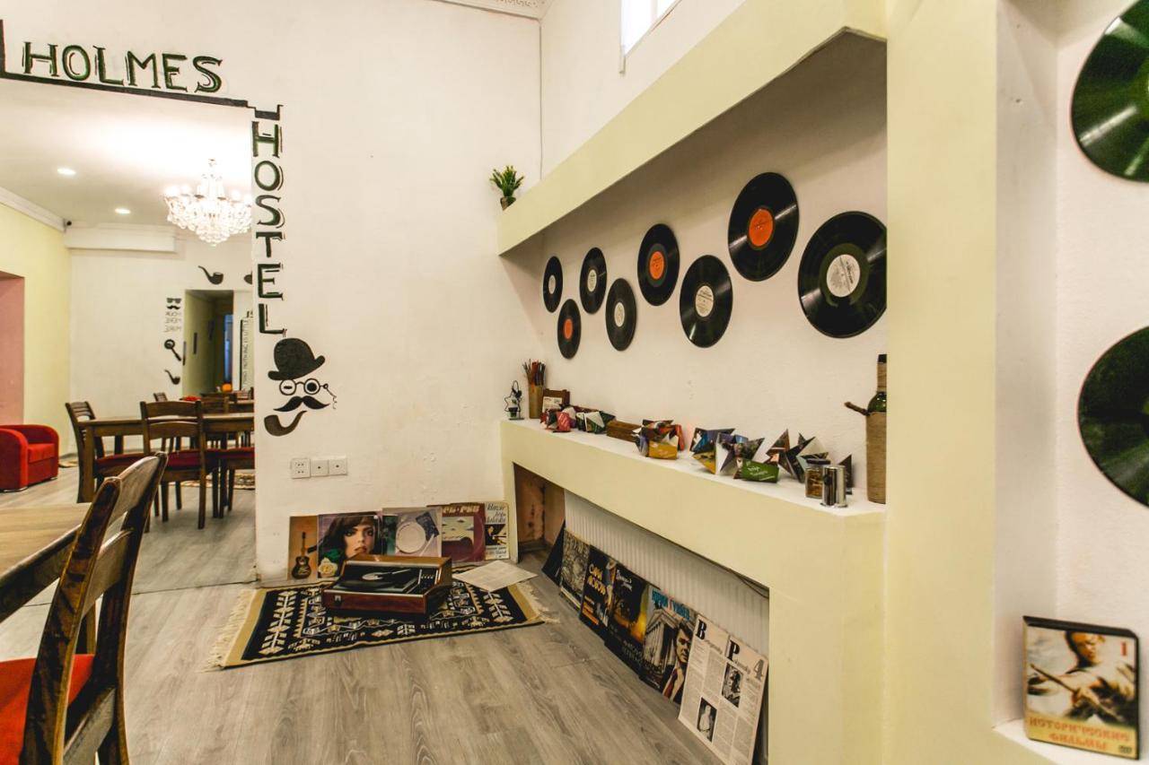 Sherlock Holmes Hostel Baku Ngoại thất bức ảnh