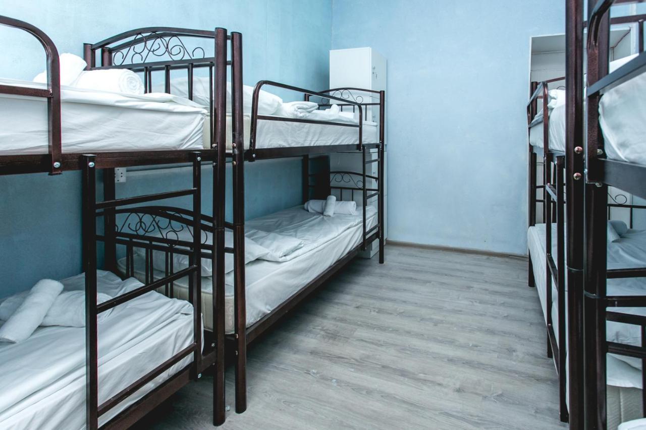 Sherlock Holmes Hostel Baku Ngoại thất bức ảnh